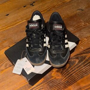 Adidas Samba 6 black and white classic